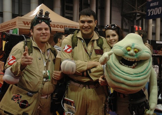 cosplay-ghostbusters-slimer-puppet-nycc2012