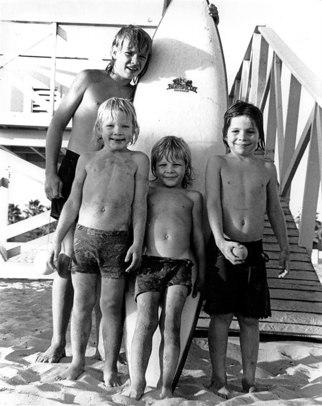 vintage-venice-beach-surf-photo-1978-thrift-family