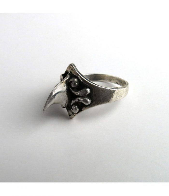 Small Thorn Ring