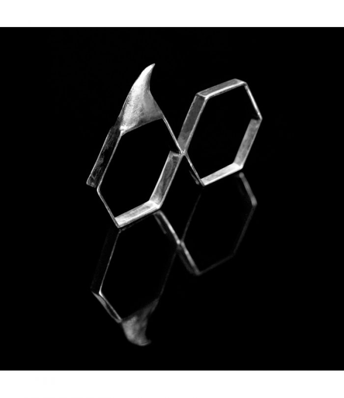 Thorn Hex Ring