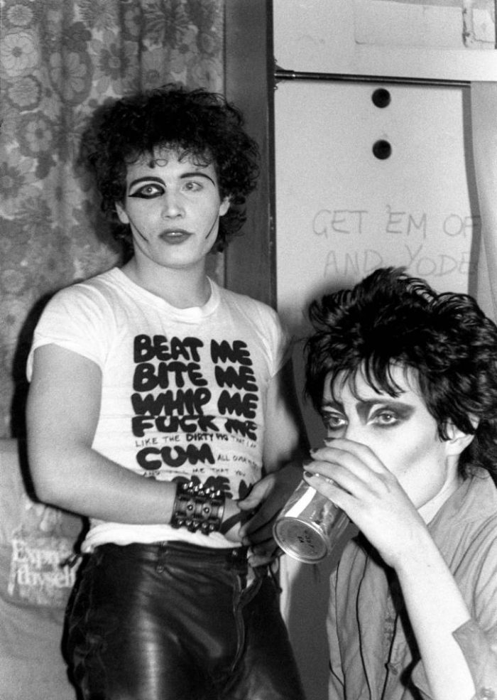 Siouxsie-Sioux-1977-Adam-Ant-1-728x1024