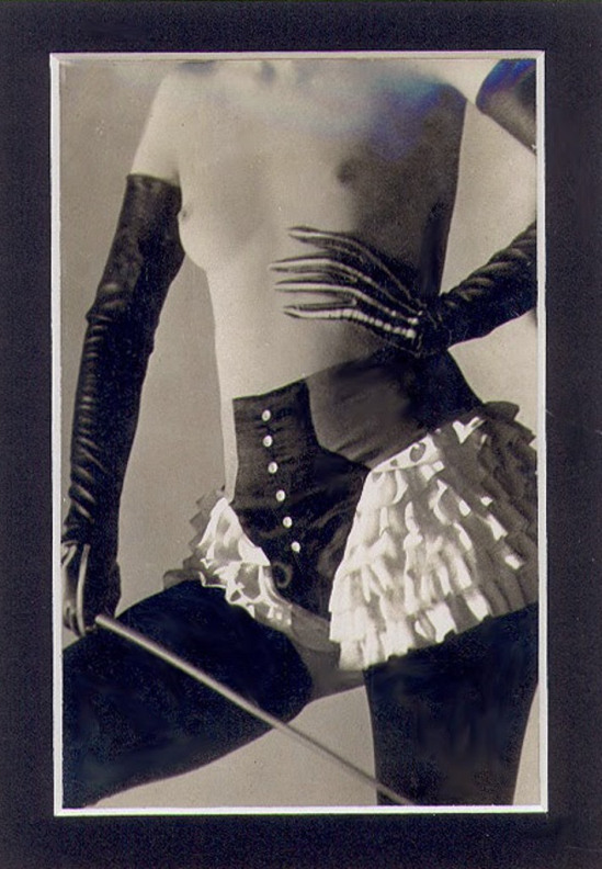 Roger_Schall_photograph_for_the_Diana_Slip_Lingerie_Company_1932